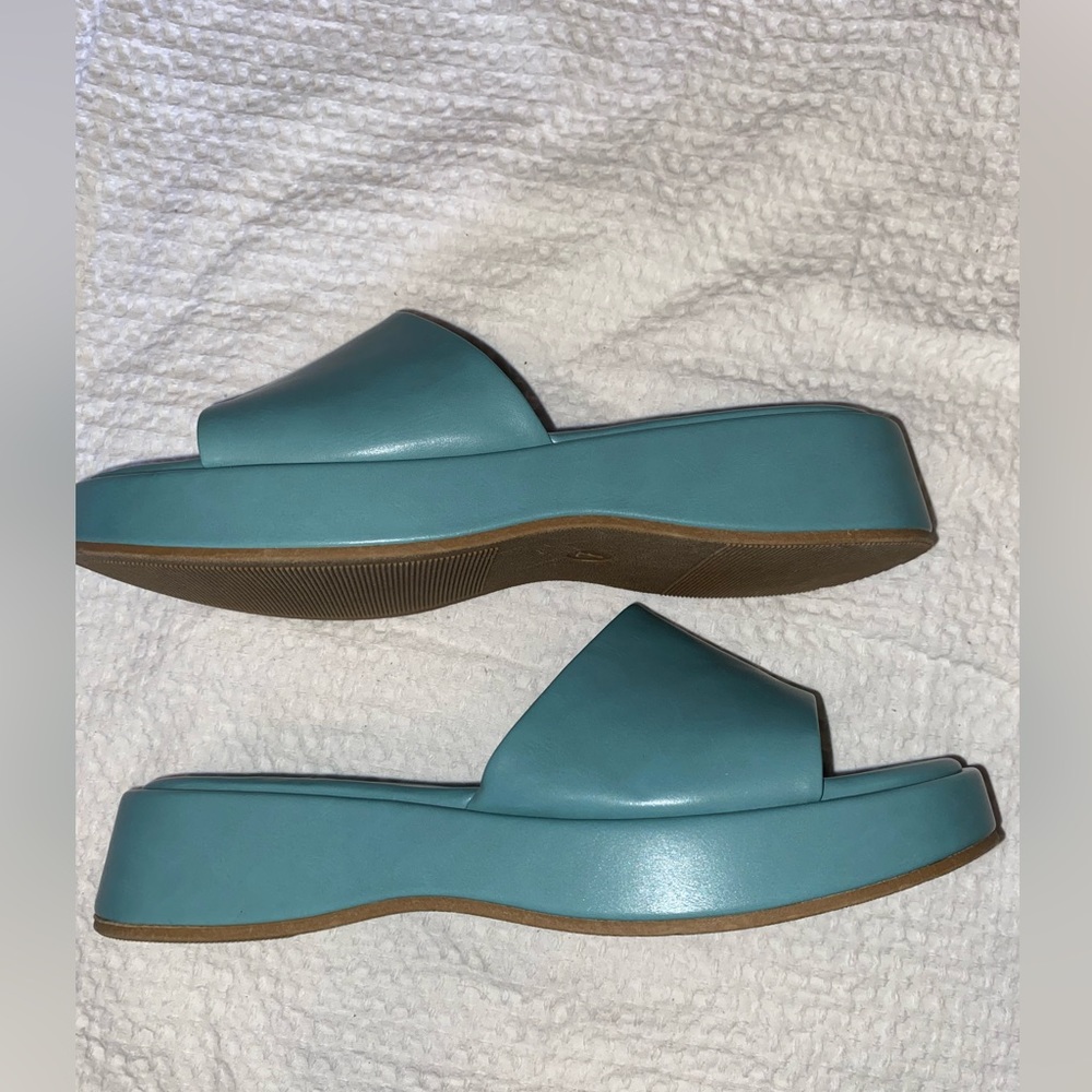 A New Day Carlita Wedge platform sandals size 7 - Picture 4 of 5